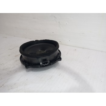 Recambio de altavoz puerta trasera izquierda para land rover discovery 4 tdv6 hse referencia OEM IAM XQM500510  