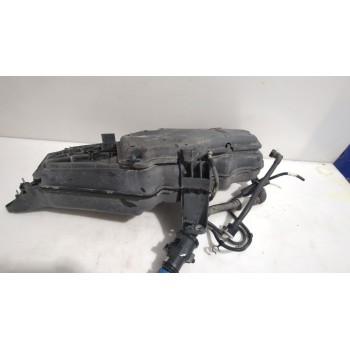 Recambio de deposito ad blue para volkswagen t-roc (a11, d11) 1.6 tdi referencia OEM IAM 5Q0131877R  