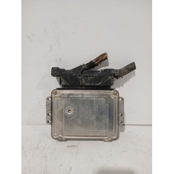 Recambio de centralita motor uce para opel astra h (a04) 1.7 cdti (l48) referencia OEM IAM 55556829  