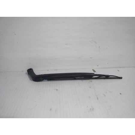 Recambio de brazo limpia trasero para land rover discovery 4 tdv6 hse referencia OEM IAM DKB500690  