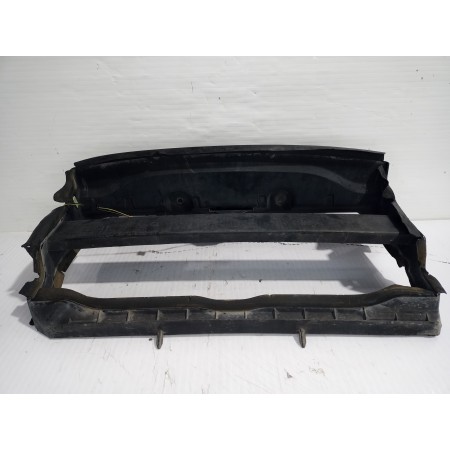 Recambio de deflector para land rover discovery 4 tdv6 hse referencia OEM IAM LR013050  