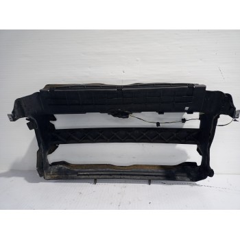 Recambio de deflector para land rover discovery 4 tdv6 hse referencia OEM IAM LR013050  
