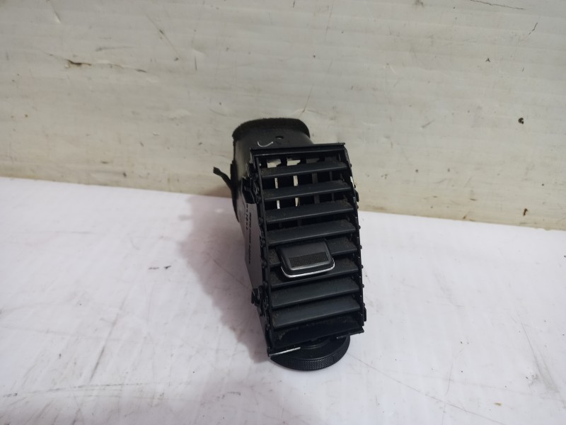 Recambio de rejilla aireadora para toyota prius (nhw20) basis referencia OEM IAM 5506347010  