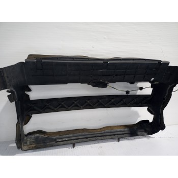 Recambio de deflector para land rover discovery 4 tdv6 hse referencia OEM IAM LR013050  