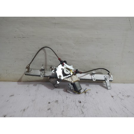 Recambio de elevalunas delantero derecho para nissan micra (k12e) sport referencia OEM IAM 0130822203  