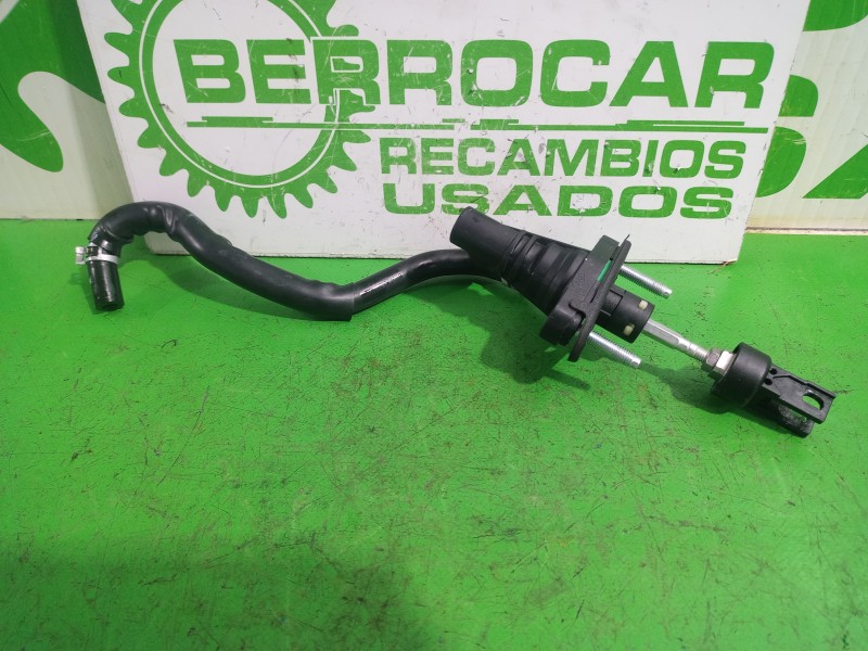 Recambio de bombin embrague para toyota auris touring sports (e18) active referencia OEM IAM 3142002031D  