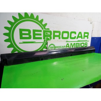 Recambio de talonera izquierda para kia sorento i (jc) 2.5 crdi referencia OEM IAM 877703E500  