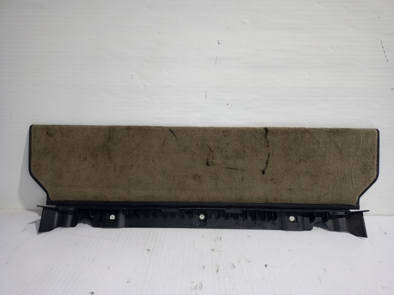 Recambio de bandeja trasera para land rover discovery 4 tdv6 hse referencia OEM IAM LR018037  