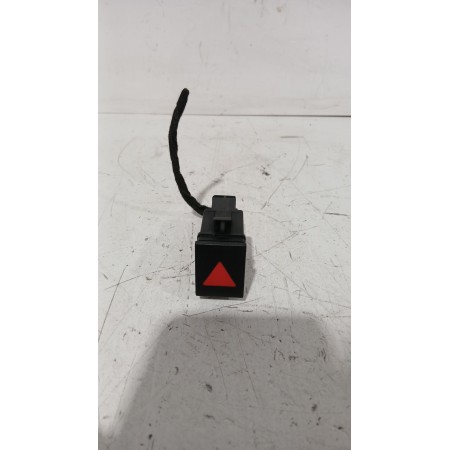 Recambio de warning para volkswagen polo iv sedán (9n2, 9n4) 1.9 tdi referencia OEM IAM 6Q0953235A  