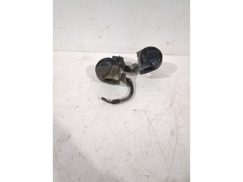 Recambio de claxon para opel astra h (a04) 1.7 cdti (l48) referencia OEM IAM A-28-657625  