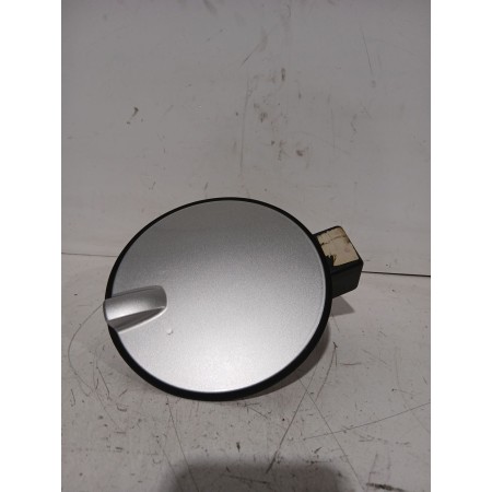 Recambio de tapa exterior combustible para opel astra h (a04) 1.7 cdti (l48) referencia OEM IAM 13111597  