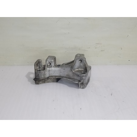 Recambio de soporte motor para citroën c4 grand picasso avatar referencia OEM IAM 9681861680  