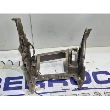 Recambio de moldura salpicadero para ssangyong kyron 2.0 xdi referencia OEM IAM 7671009000  
