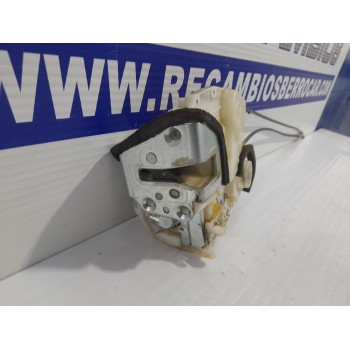 Recambio de cerradura puerta trasera izquierda para suzuki swift berlina (mz) 1.3 16v cat referencia OEM IAM 8230262J13  
