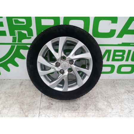 Recambio de llanta para toyota auris touring sports (e18) active referencia OEM IAM 4261102L80  