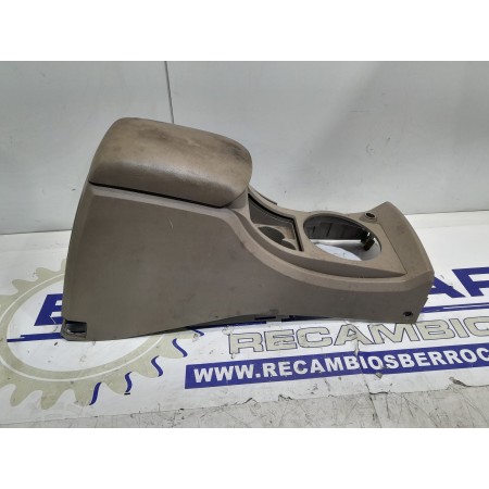 Recambio de reposabrazos para ssangyong kyron 2.0 xdi referencia OEM IAM 7795131000  