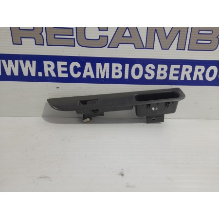 Recambio de mando elevalunas delantero derecho para suzuki swift berlina (mz) 1.3 16v cat referencia OEM IAM 8376362J0  