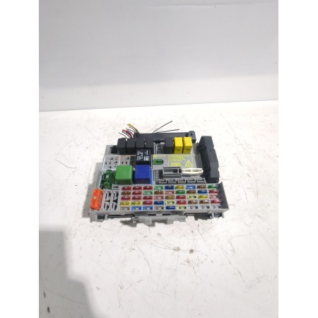 Recambio de caja reles / fusibles para opel zafira a monospace (t98) 2.0 dti 16v (f75) referencia OEM IAM 24412497  
