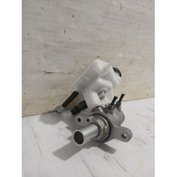 Recambio de bomba freno para peugeot rifter 1.5 bluehdi 100 referencia OEM IAM 1638051480  