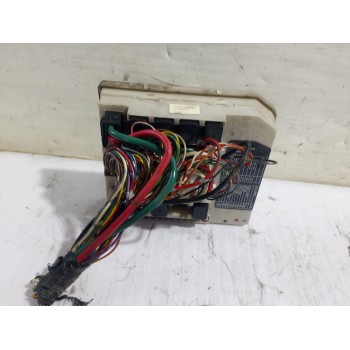 CAJA RELES / FUSIBLES 284B7AX615 