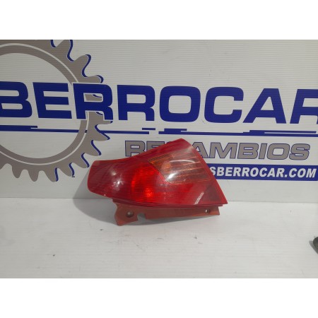 Recambio de piloto trasero derecho para suzuki swift berlina (mz) 1.3 16v cat referencia OEM IAM P4476R  