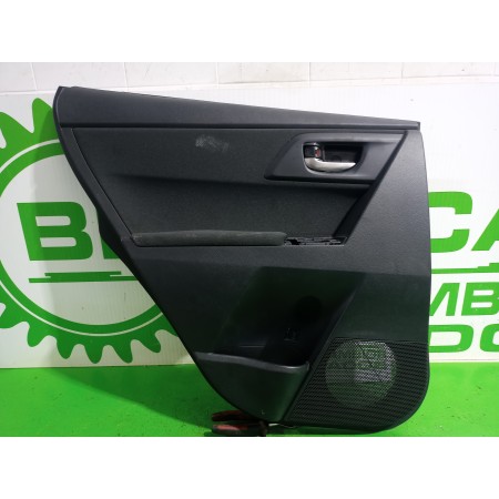 Recambio de guarnecido puerta trasera izquierda para toyota auris touring sports (e18) active referencia OEM IAM 6777602380  