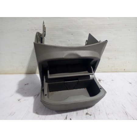 Recambio de guantera para nissan micra (k12e) sport referencia OEM IAM 68930AX700  