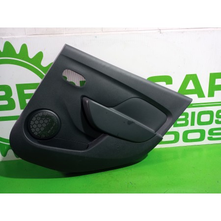 Recambio de guarnecido puerta trasera derecha para dacia sandero laureate referencia OEM IAM 829A05153R  