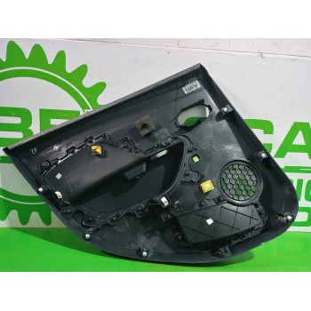 Recambio de guarnecido puerta trasera derecha para dacia sandero laureate referencia OEM IAM 829A05153R  