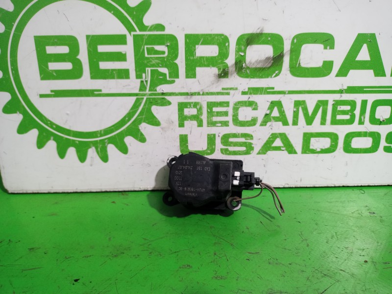Recambio de motor apertura trampilla para peugeot 407 2.0 16v cat referencia OEM IAM 4PUH19E616AC  