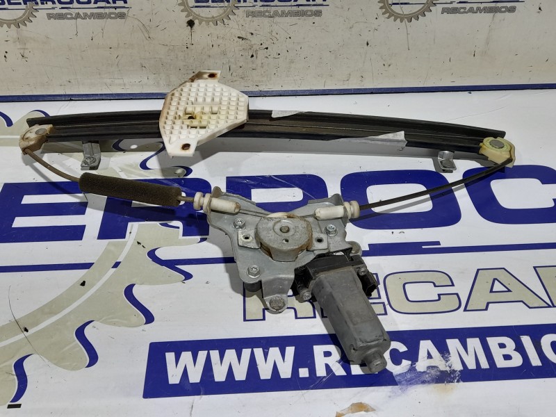 Recambio de elevalunas trasero derecho para ssangyong kyron 2.0 xdi referencia OEM IAM 7332109000  