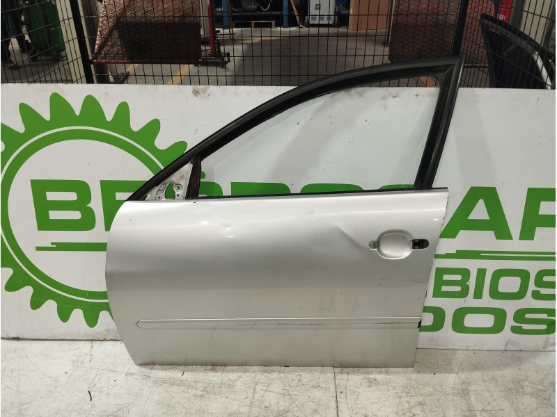 Recambio de puerta delantera izquierda para seat ibiza (6l1) 1.9 tdi referencia OEM IAM 6L4831055S  