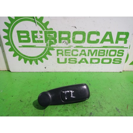 Recambio de maneta elevalunas trasera izquierda para citroën c3 1.4 hdi sx referencia OEM IAM 9639828877  