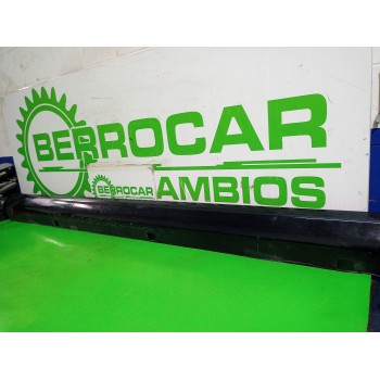 Recambio de talonera izquierda para kia sorento i (jc) 2.5 crdi referencia OEM IAM 877703E500  