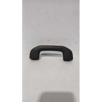 ASIDERO TECHO DELANTERO DERECHO A24681001549051 