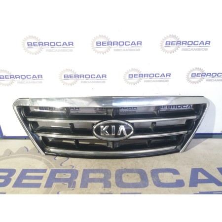Recambio de rejilla delantera para kia sorento 2.5 crdi referencia OEM IAM 863503E020  