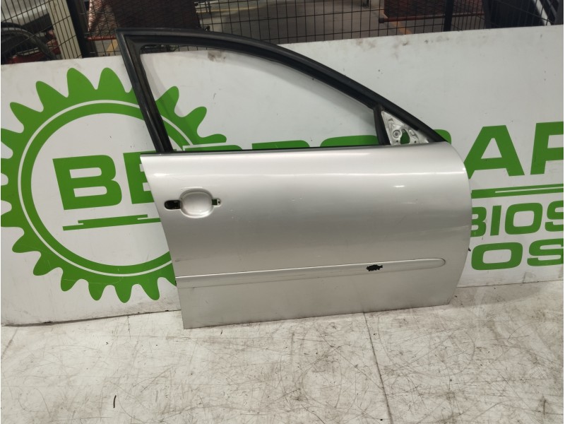 Recambio de puerta delantera derecha para seat ibiza (6l1) 1.9 tdi referencia OEM IAM 6L4831056S  