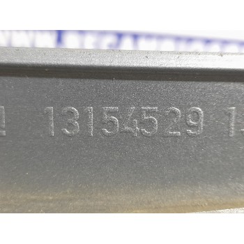 Recambio de aletin trasero izquierdo para opel zafira a elegance referencia OEM IAM 13154529  