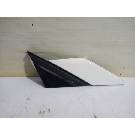 Recambio de moldura derecha para opel grandland x design line referencia OEM IAM YP00065080  