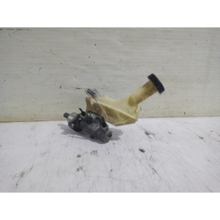 Recambio de bomba freno para nissan micra (k12e) sport referencia OEM IAM 8200304083  