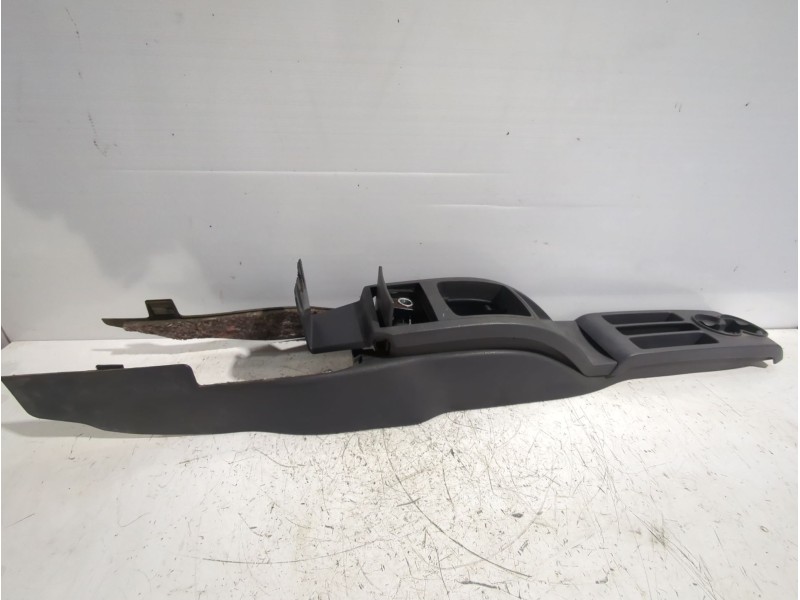 Recambio de consola central para volkswagen polo iv sedán (9n2, 9n4) 1.9 tdi referencia OEM IAM 6N1863243AC81  