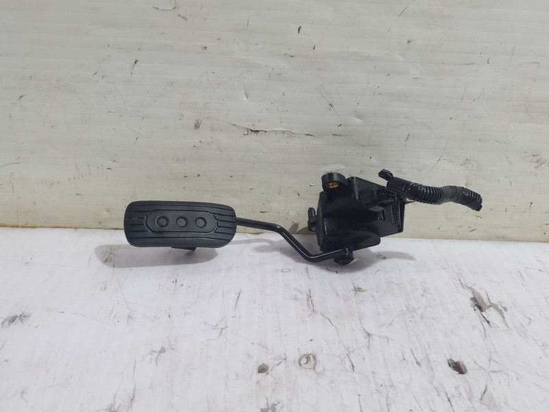 Recambio de pedal acelerador para nissan micra (k12e) sport referencia OEM IAM 18002AX700  