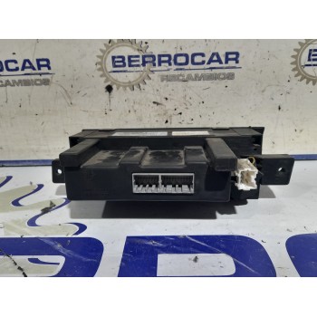 Recambio de mando climatizador para ssangyong kyron 2.0 xdi referencia OEM IAM 6870009020  
