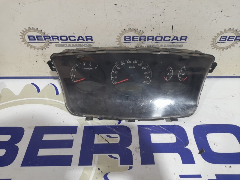 Recambio de cuadro instrumentos para ssangyong kyron 2.0 xdi referencia OEM IAM 8021009040  