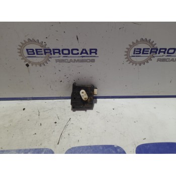 Recambio de motor apertura trampillas climatizador para toyota avensis berlina (t25) 1.8 16v cat referencia OEM IAM 1138002051  