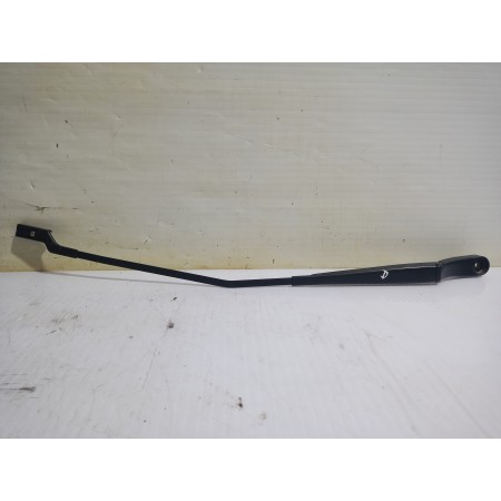 Recambio de brazo limpia delantero derecho para opel grandland x design line referencia OEM IAM YP00062080  