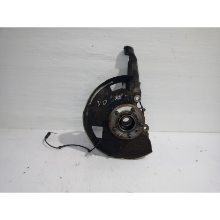 Recambio de mangueta delantera derecha para land rover discovery 4 tdv6 hse referencia OEM IAM LR014140  