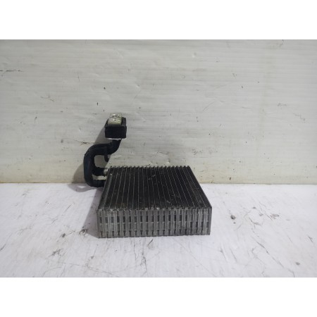 Recambio de evaporador aire acondicionado para nissan micra (k12e) sport referencia OEM IAM 27280AX10A  