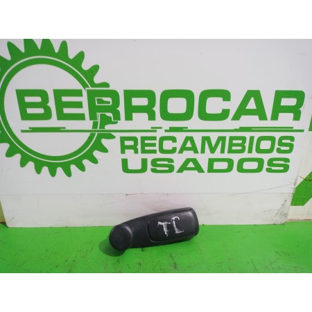 Recambio de maneta elevalunas trasera derecha para citroën c3 1.4 hdi sx referencia OEM IAM 9639828877  