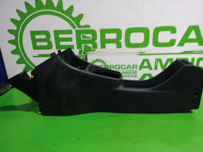 Recambio de consola central para opel zafira a elegance referencia OEM IAM 90590782  